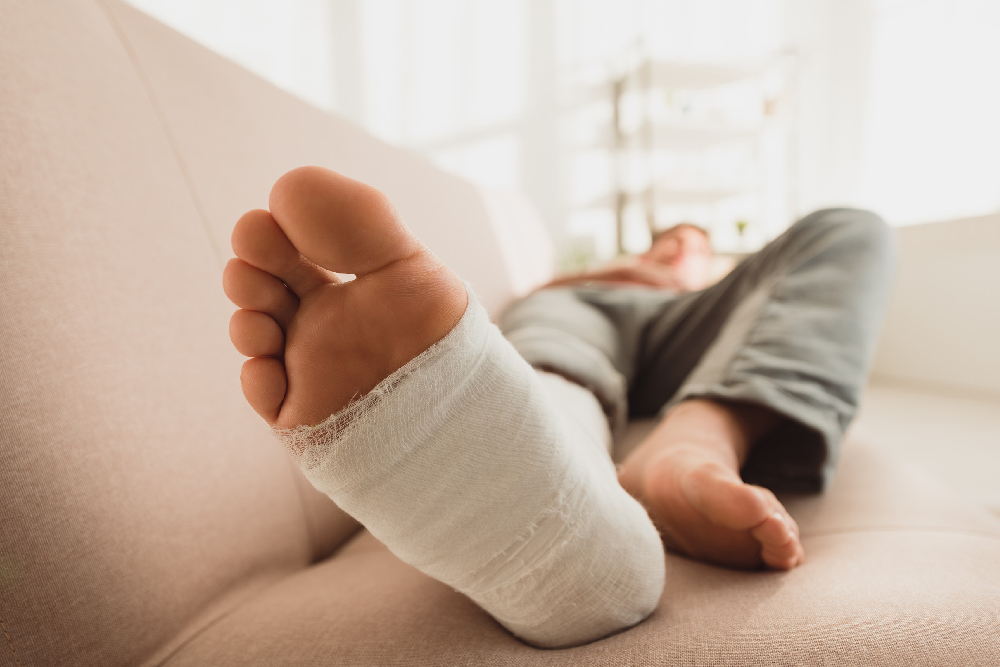 Man With Personal Injury Suffering By Himself Instead of Seeking Chiropractic Services in Riverview FL