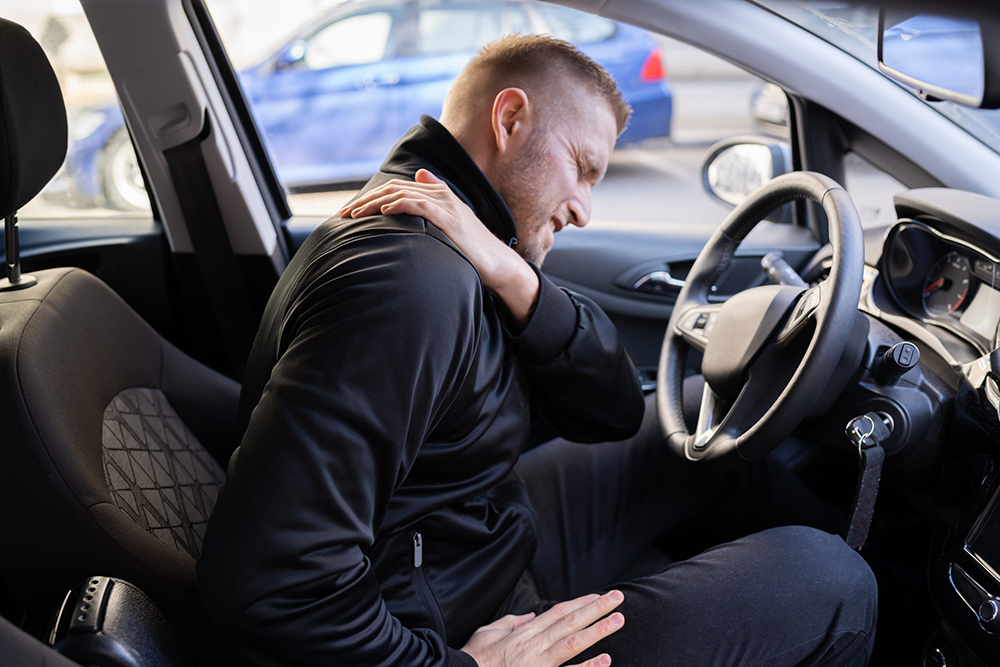 Driver Suffering Truck Injury In Need of Chiropractor Services in Riverview FL