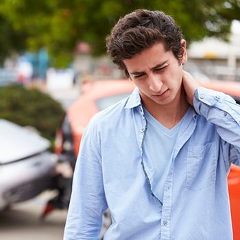 Riverview Man with Auto Injury Needs Local Chiropractic Treatment in Brandon FL
